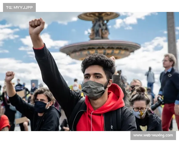法国足球种族歧视问题未解，联盟加强打击