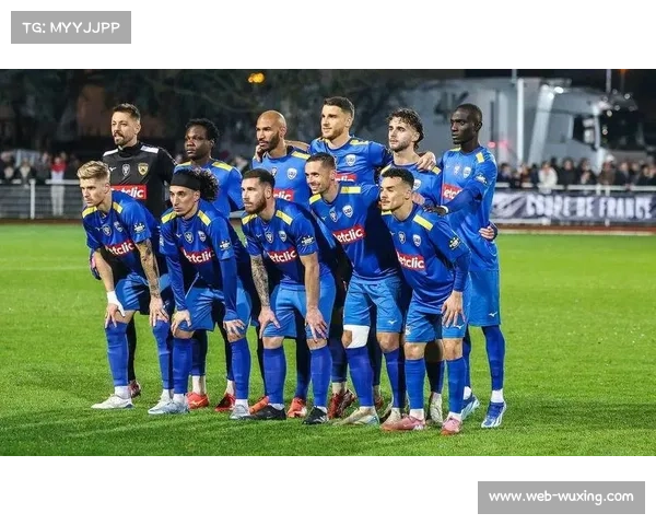 勒沃库森与斯图加特握手言和，德甲争四形势依旧扑朔迷离